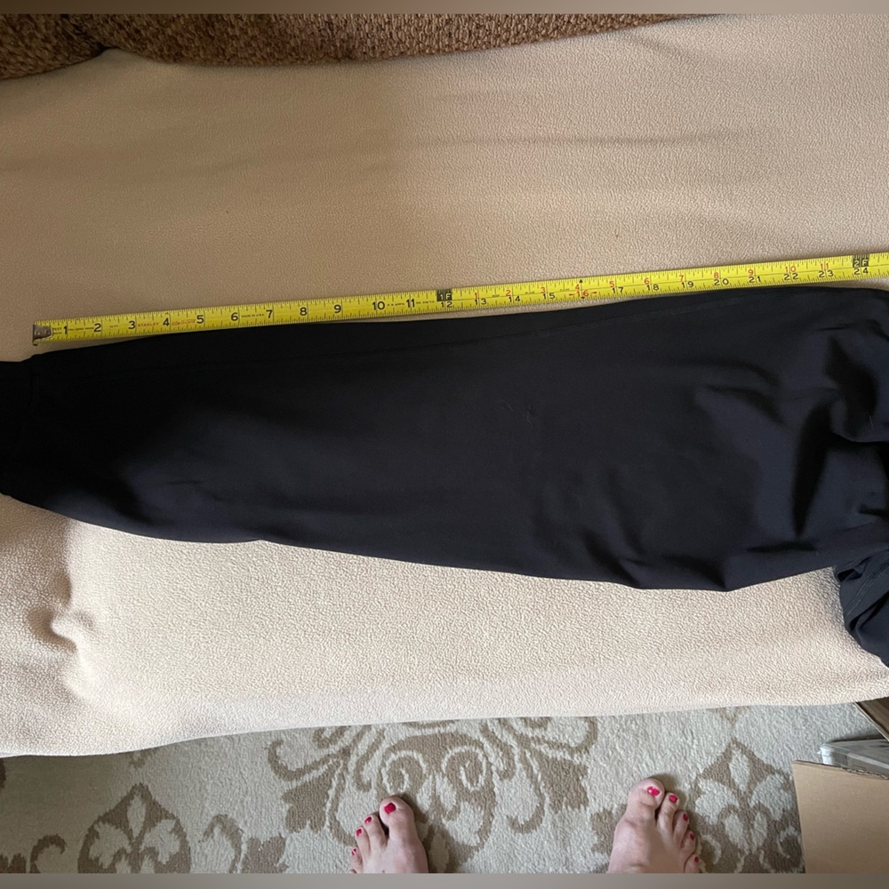 Lululemon Athletica Black Joggers for Active Comfort - Picture 4 of 4
